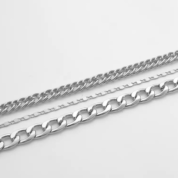Diverse Silver Chain Anklet - Picture 2 of 4